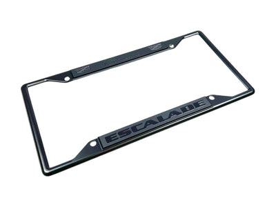 a black license plate frame with the word escape on it