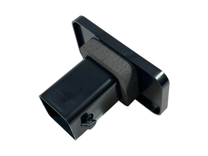 Rear of hitch plug