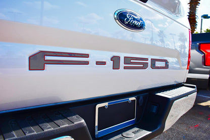 a close up of the emblem on the back of a truck